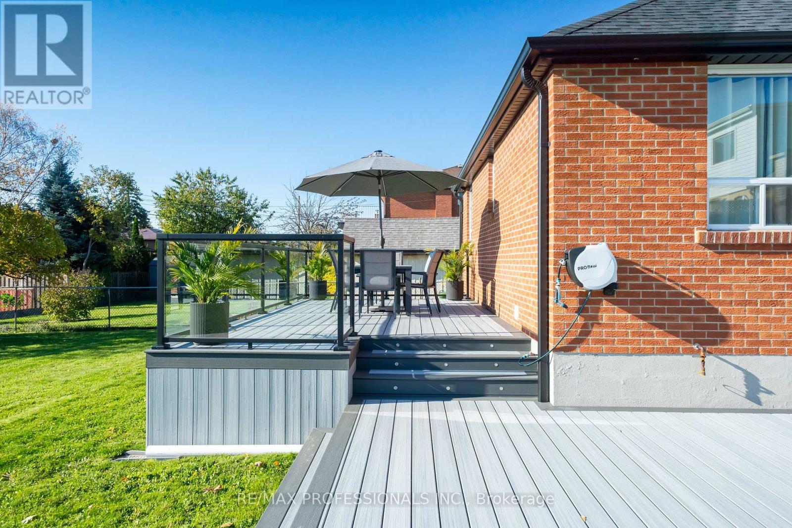 745 Glengrove Avenue W, Toronto, Ontario  M6B 2J7 - Photo 45 - W12910082