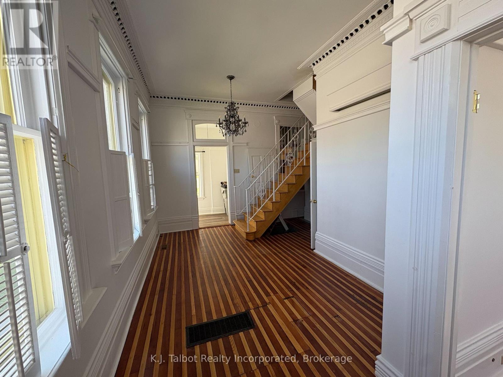 79 Albert Street, Central Huron, Ontario  N0M 1L0 - Photo 6 - X12459832