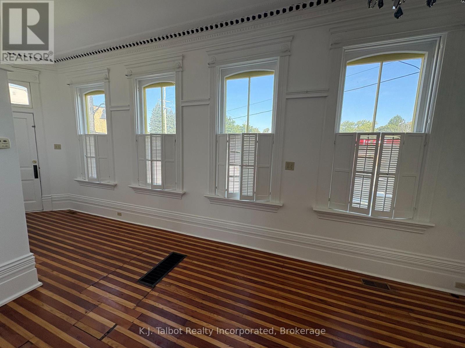 79 Albert Street, Central Huron, Ontario  N0M 1L0 - Photo 10 - X12459832