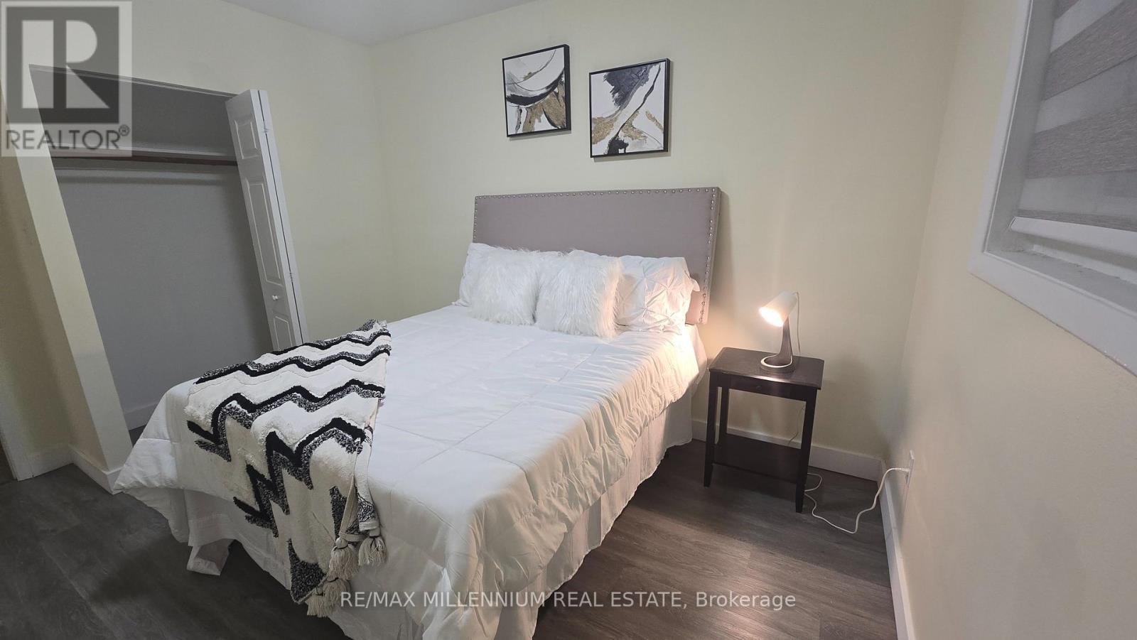 120 Duncanwoods Drive, Toronto, Ontario  M9L 2E1 - Photo 20 - W12769296