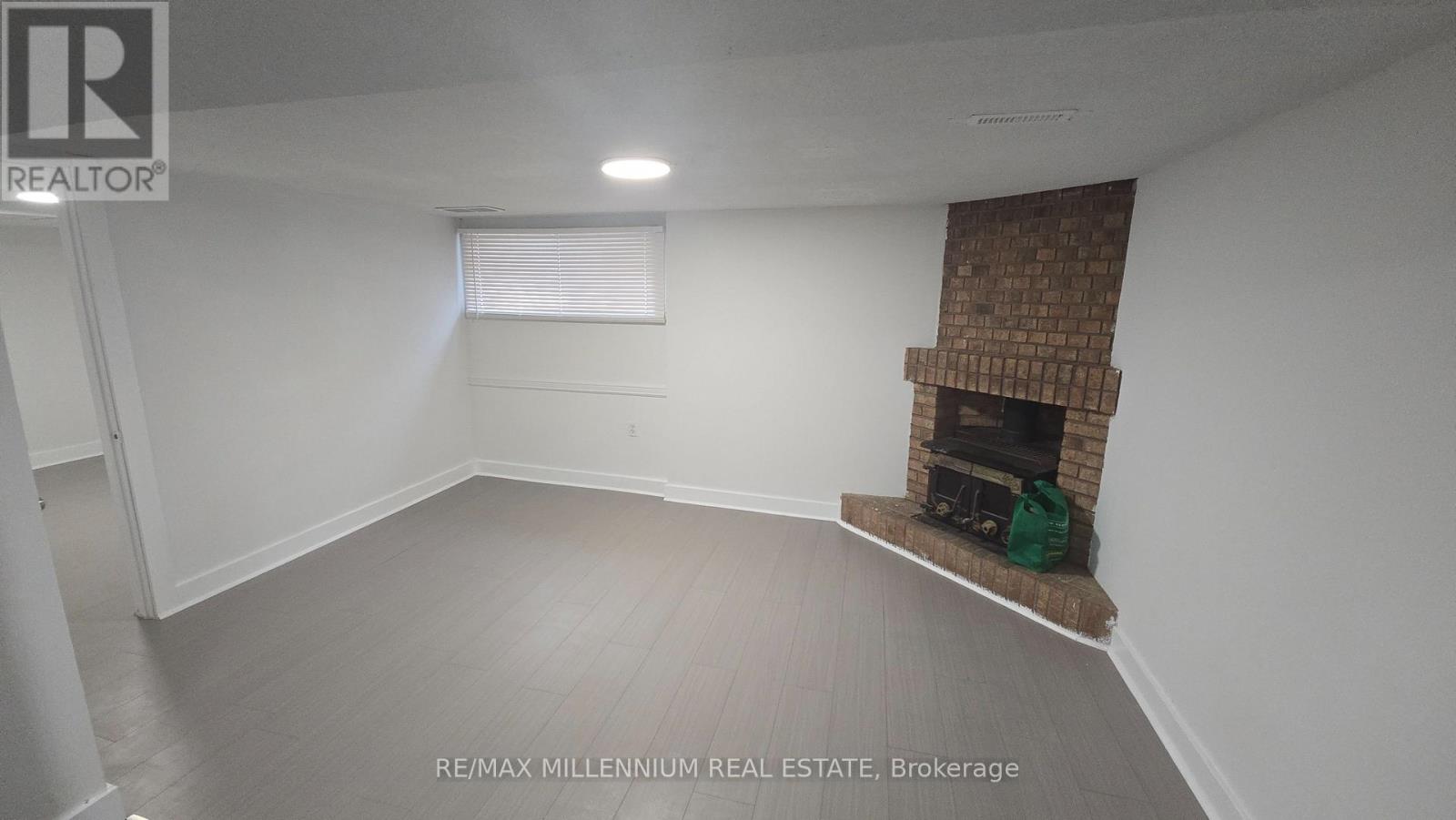 120 Duncanwoods Drive, Toronto, Ontario  M9L 2E1 - Photo 29 - W12769296