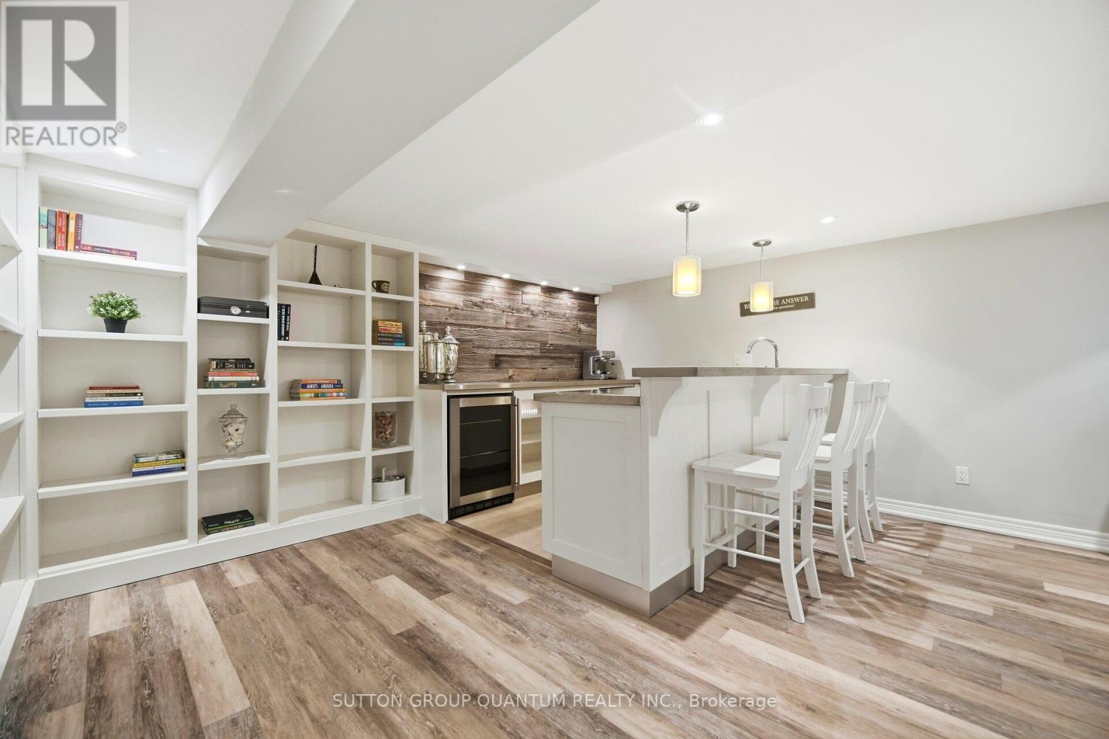 133 Mineola Road E, Mississauga, Ontario  L5G 2E7 - Photo 31 - W12783284