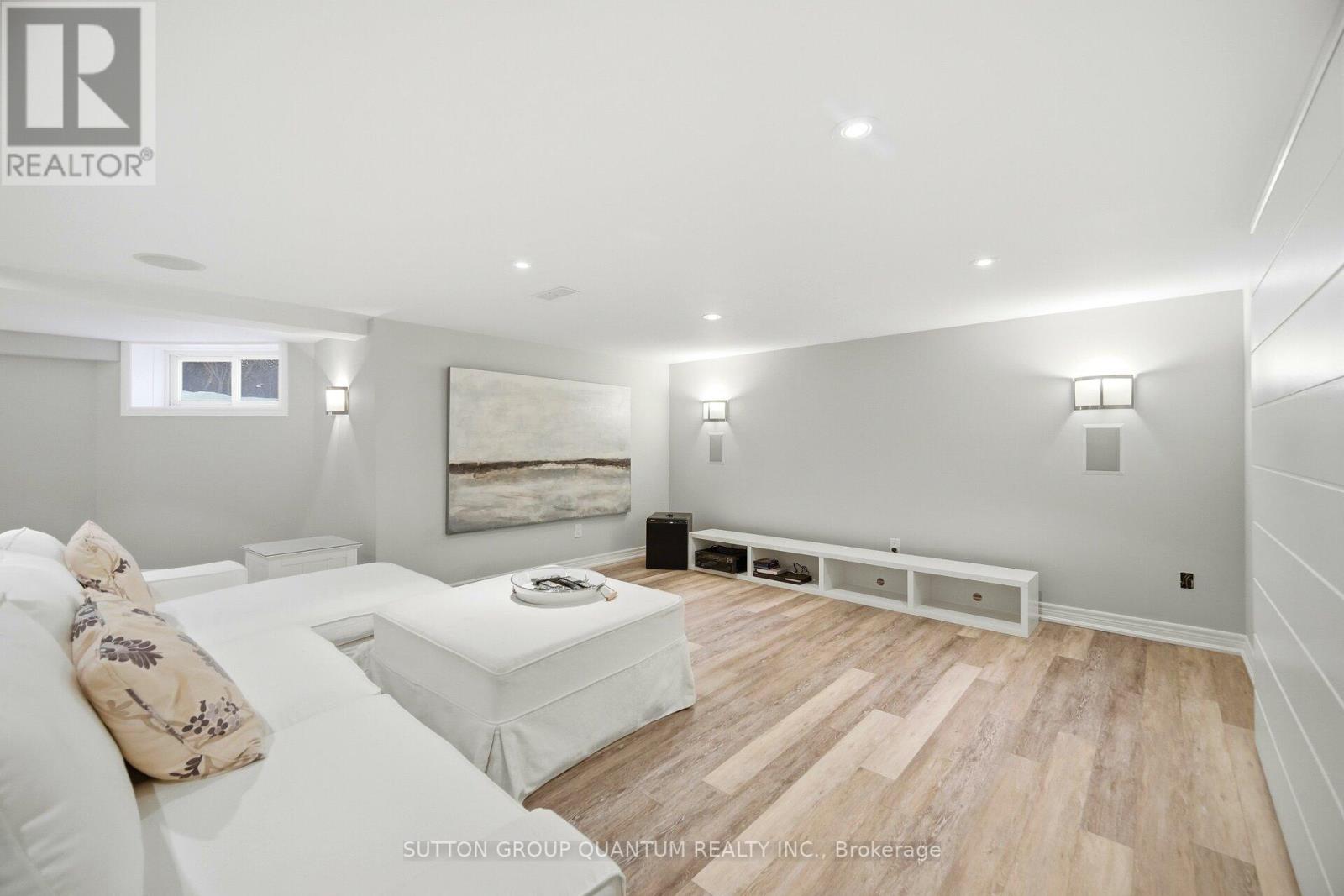 133 Mineola Road E, Mississauga, Ontario  L5G 2E7 - Photo 34 - W12783284