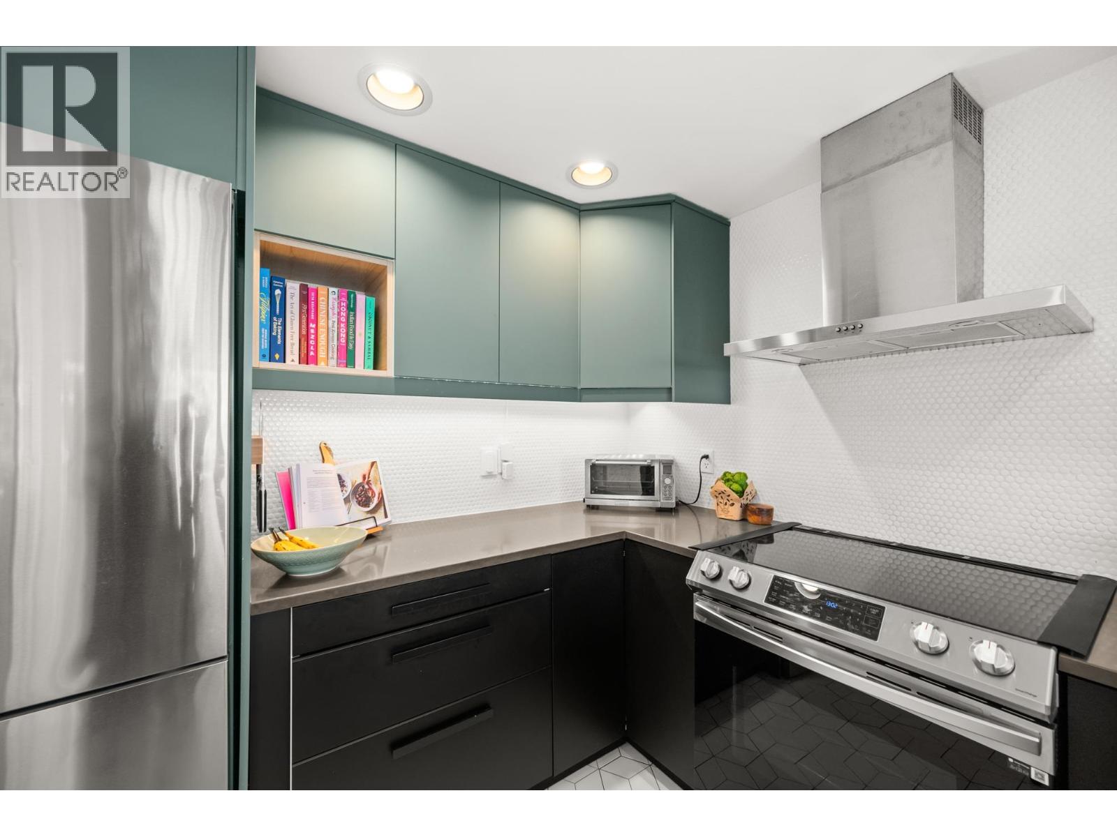 103 177 W 5th Street, North Vancouver, British Columbia  V7M 1J6 - Photo 12 - R3102791