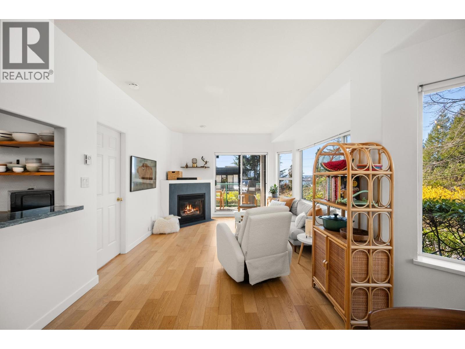 103 177 W 5th Street, North Vancouver, British Columbia  V7M 1J6 - Photo 7 - R3102791