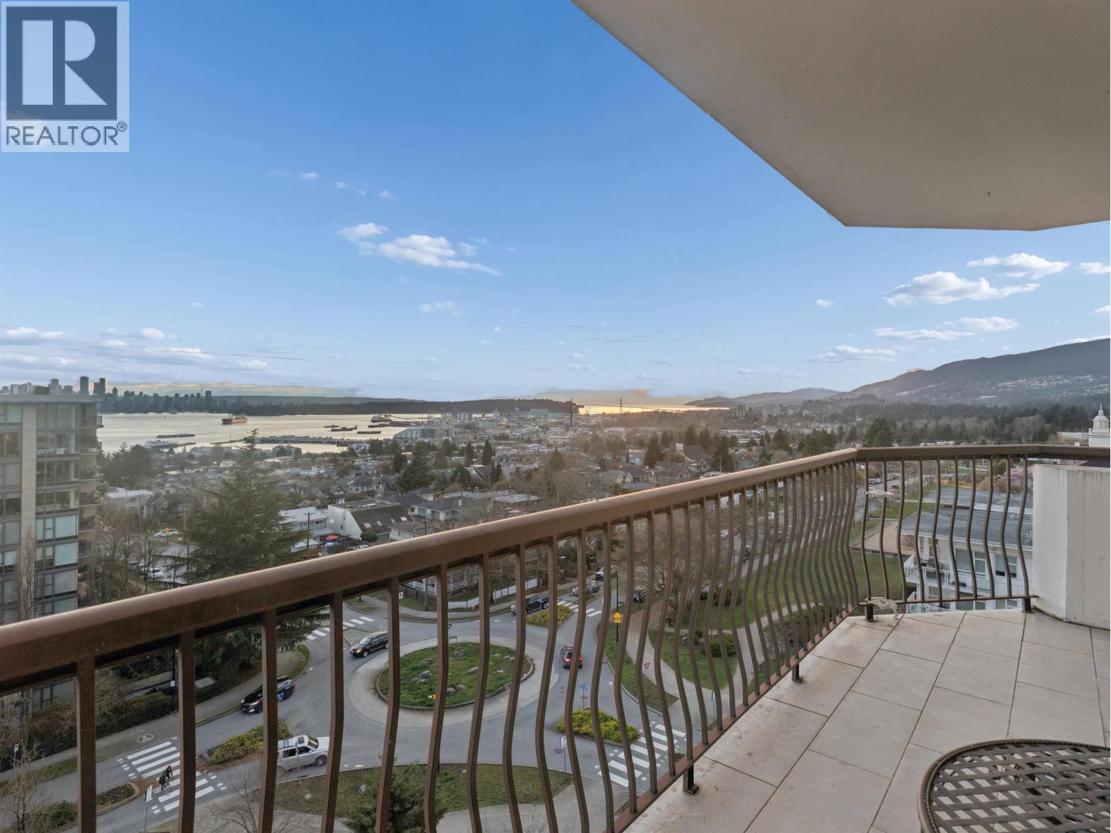 903 701 W Victoria Park, North Vancouver, British Columbia  V7M 2L2 - Photo 3 - R3102792