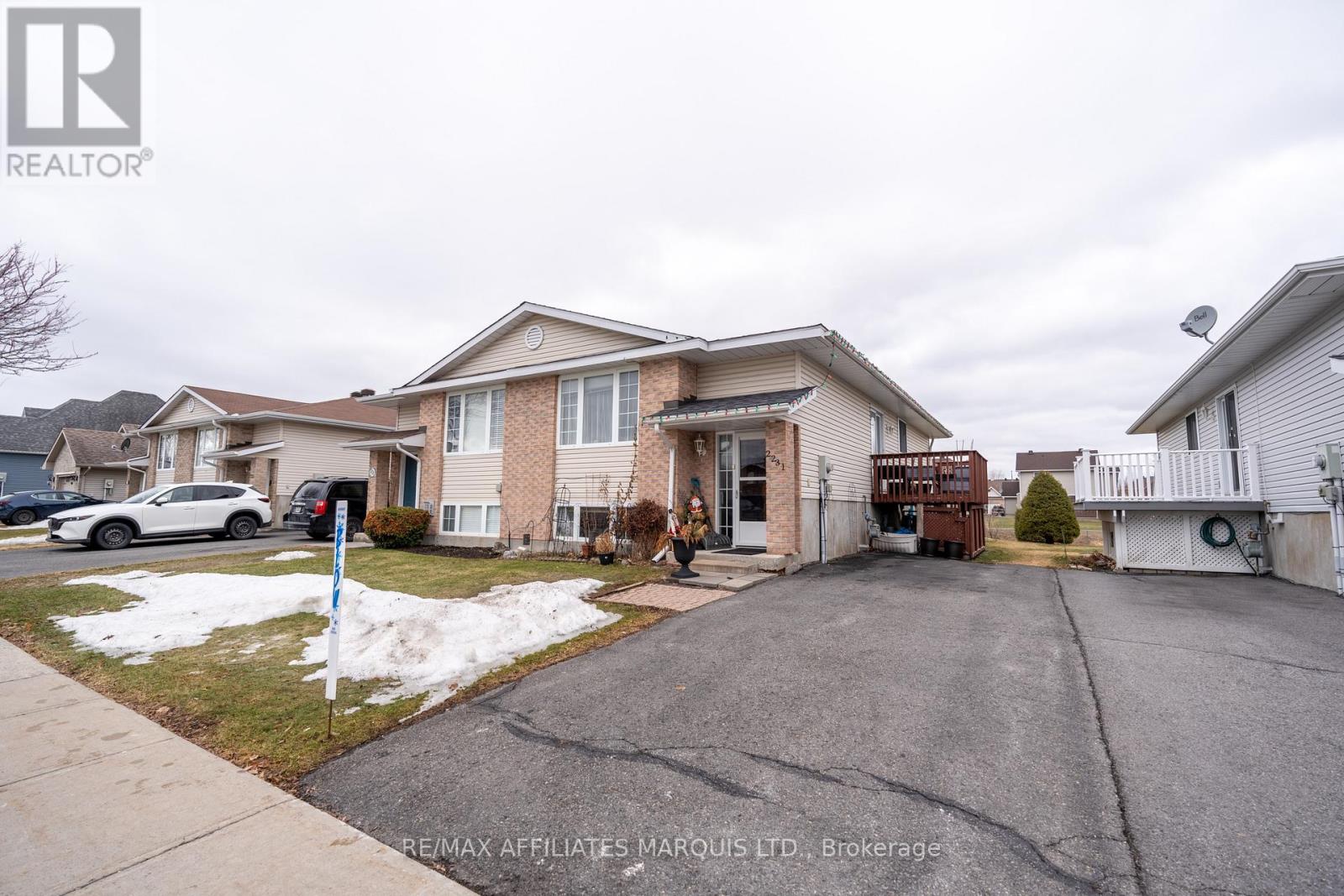 2231 GLEN BROOK DRIVE, Cornwall, Ontario
