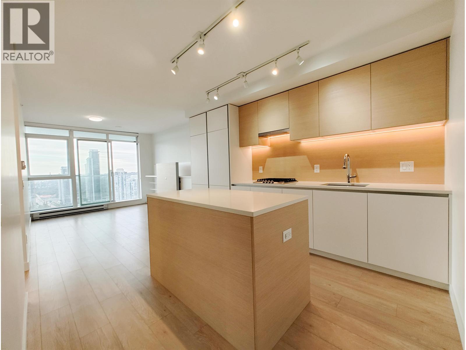 2503 652 Whiting Way, Coquitlam, British Columbia  V3B 0J3 - Photo 9 - R3102544