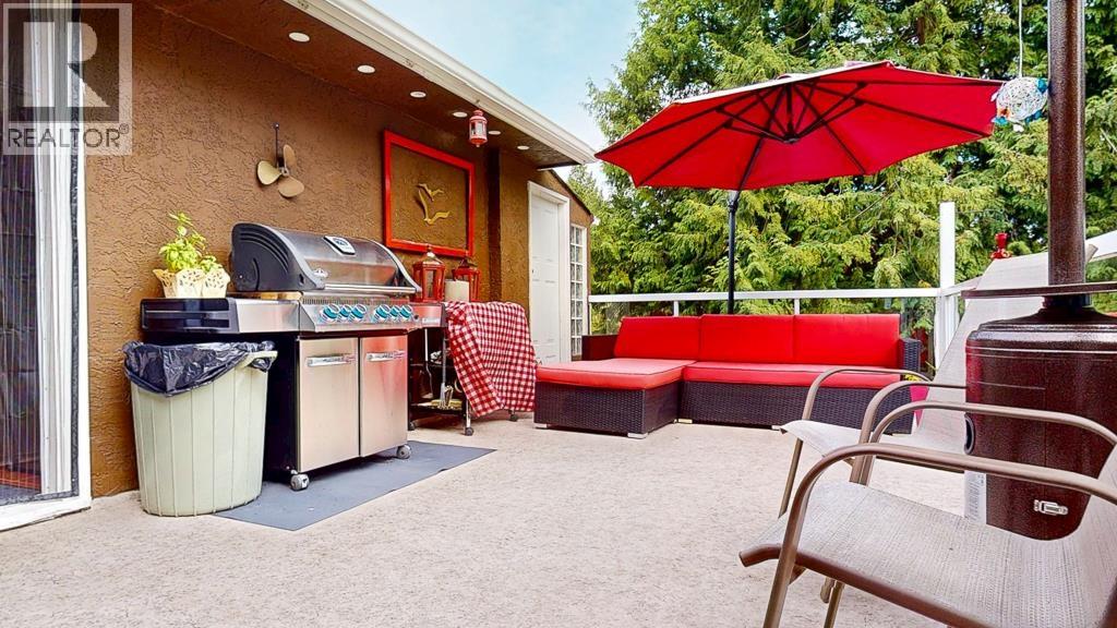 7781 Hart Road, Halfmoon Bay, British Columbia  V7Z 1A2 - Photo 23 - R3102751