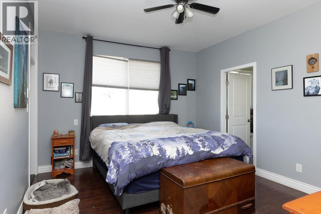 787 North Road, Gibsons, British Columbia  V0N 1V9 - Photo 17 - R3095163