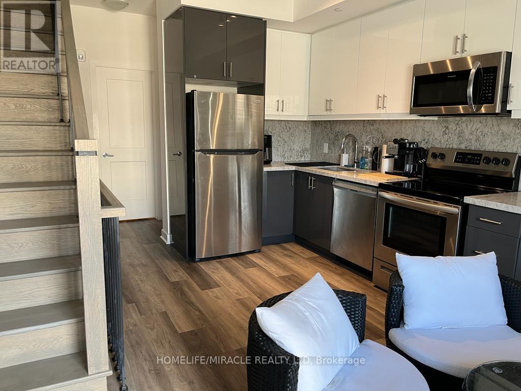 9 - 57 Finch Avenue W, Toronto, Ontario  M2N 0K9 - Photo 2 - C12912564