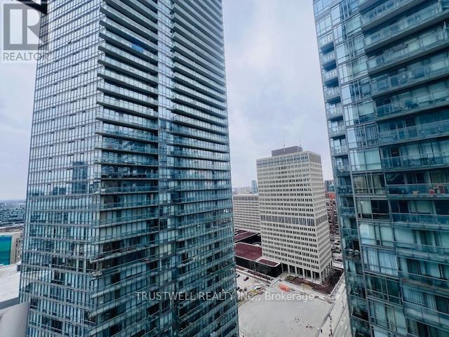 2601 - 38 Grenville Street, Toronto, Ontario  M4Y 1A5 - Photo 7 - C12912574