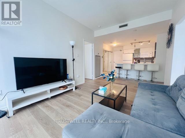 2601 - 38 Grenville Street, Toronto, Ontario  M4Y 1A5 - Photo 9 - C12912574