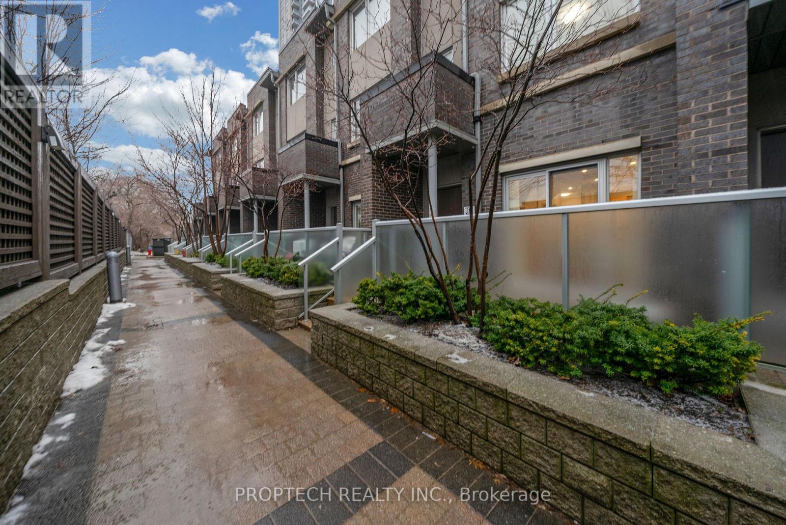 67 - 295 Village Green Square, Toronto, Ontario  M1S 0L2 - Photo 28 - E12912560