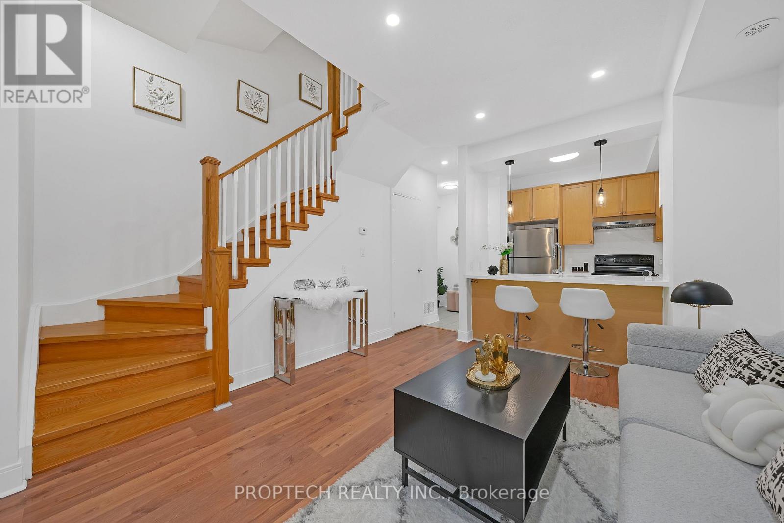 67 - 295 Village Green Square, Toronto, Ontario  M1S 0L2 - Photo 6 - E12912560