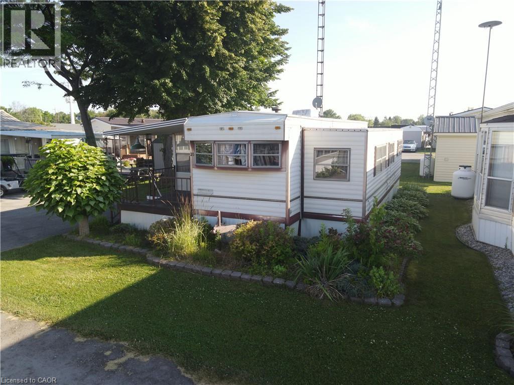 92 Clubhouse Road Unit# 35, Turkey Point, Ontario  N0E 1T0 - Photo 2 - 40814477