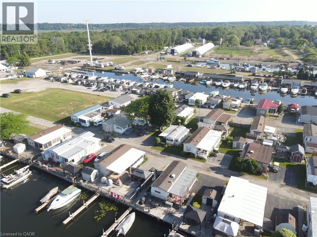 92 Clubhouse Road Unit# 35, Turkey Point, Ontario  N0E 1T0 - Photo 4 - 40814477