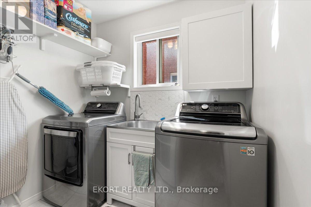 9 Huron Lane, Belleville (Belleville Ward), Ontario K8N 5X5 - Photo 6 - X12912648
