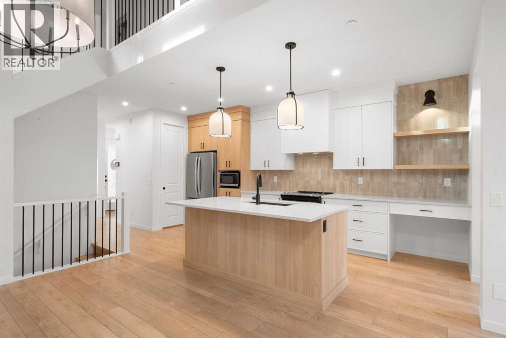 76 Lucas Common Nw, Calgary, Alberta  T3P 2B4 - Photo 6 - A2271463