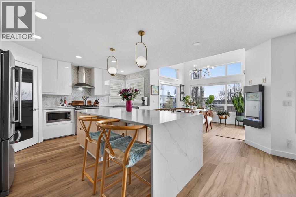 46 Springbluff Boulevard SW, Calgary, Alberta  T3H 4V6 - Photo 8 - A2294890