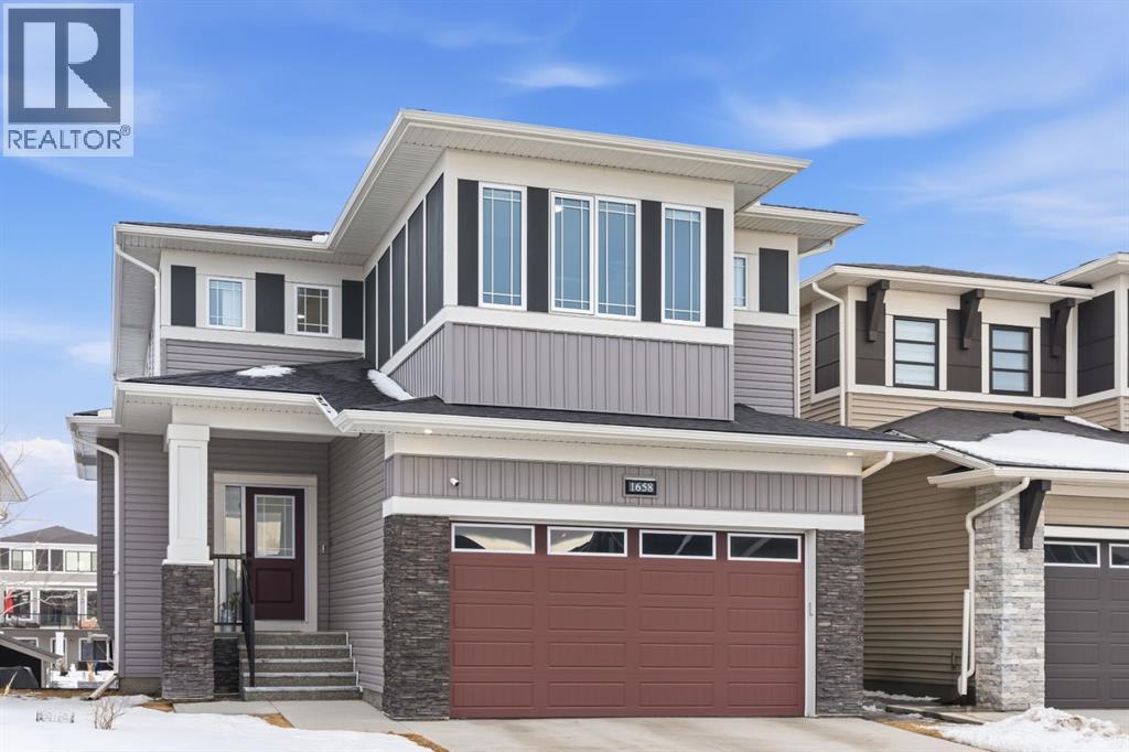 1658 Baywater Street Sw, Airdrie, Alberta  T4B 5K6 - Photo 2 - A2294904