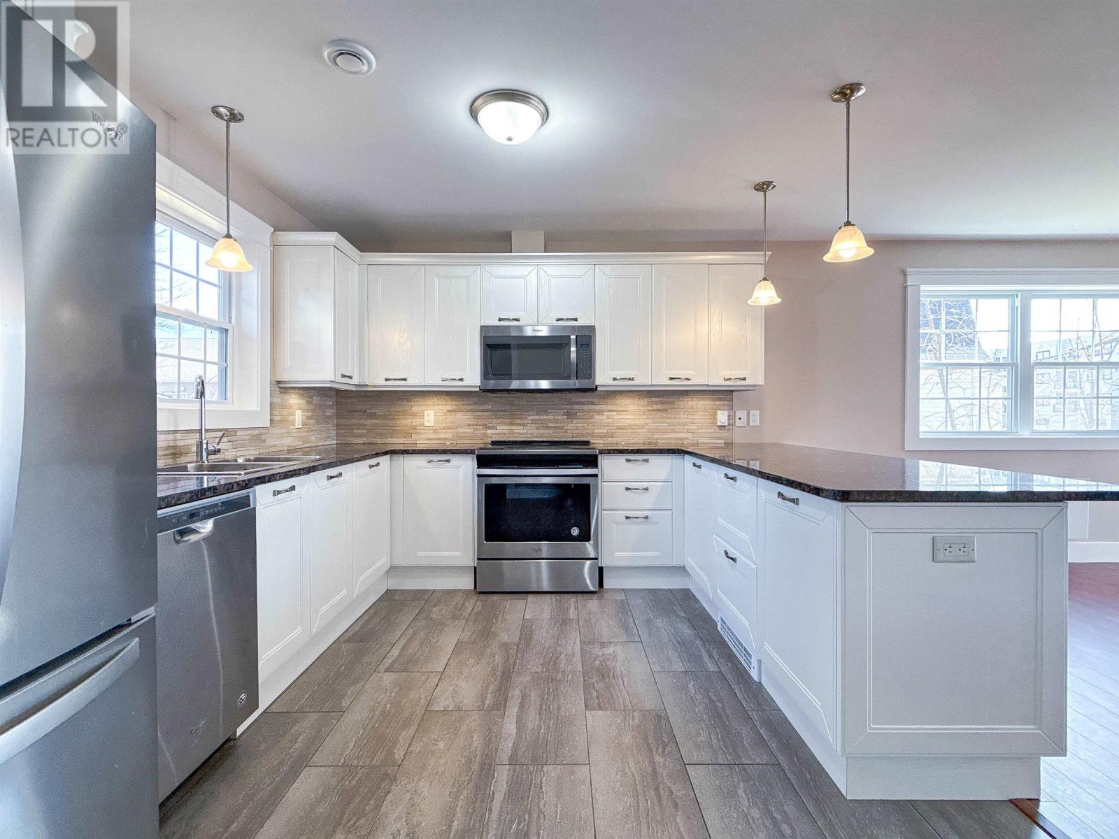 3 Summer Street, Charlottetown, Prince Edward Island  C1A 2P7 - Photo 2 - 202605236