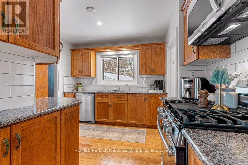 29 Crawford Street, Brockville, Ontario  K6V 1S2 - Photo 16 - X12912594