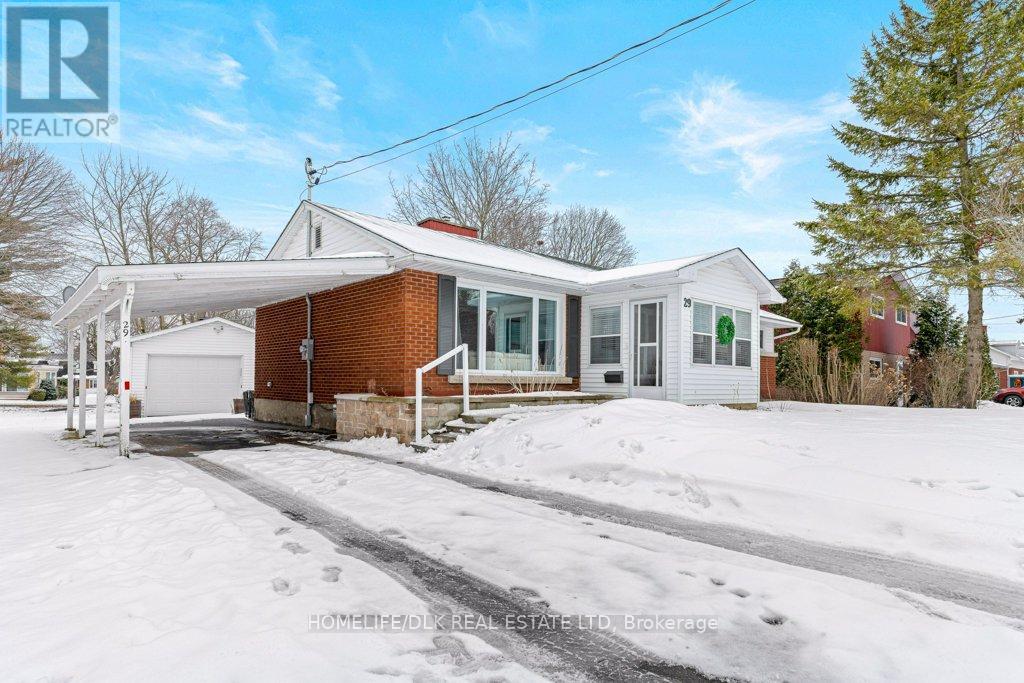 29 Crawford Street, Brockville, Ontario  K6V 1S2 - Photo 4 - X12912594