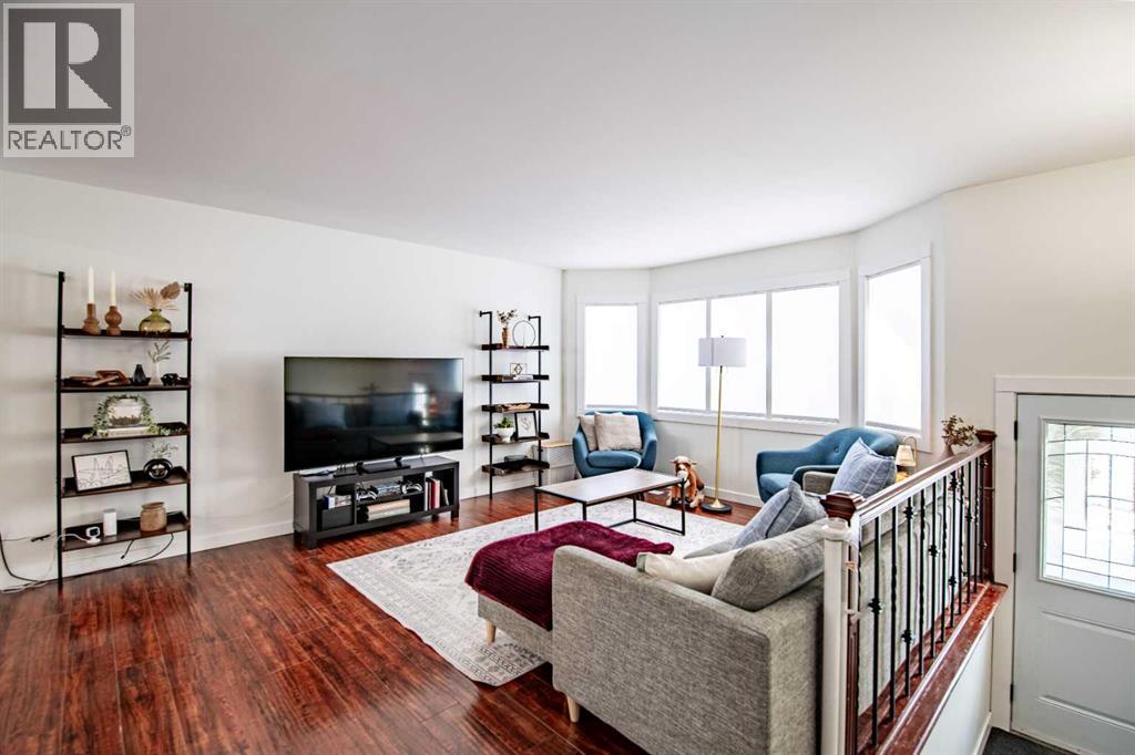 45 Sherwood Crescent, Red Deer, Alberta  T4N 0A5 - Photo 4 - A2287852