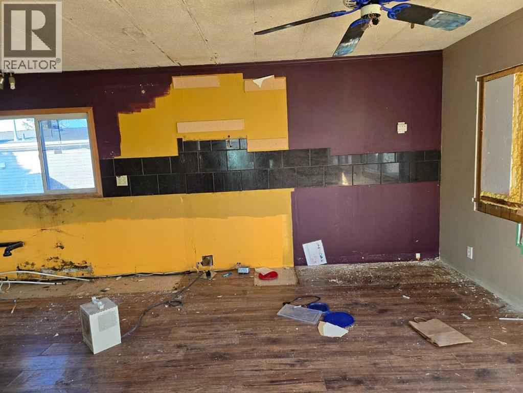 223 Polar Avenue NE, High River, Alberta  T1V 1J5 - Photo 6 - A2281784