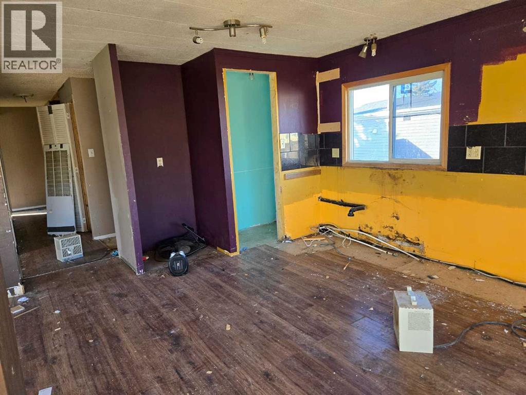 223 Polar Avenue NE, High River, Alberta  T1V 1J5 - Photo 7 - A2281784