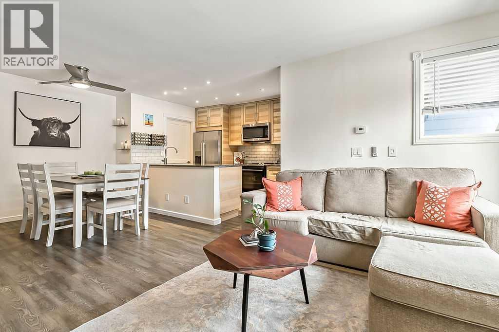 4, 207 Grier Terrace NE, Calgary, Alberta  T2K 5Y7 - Photo 15 - A2292905