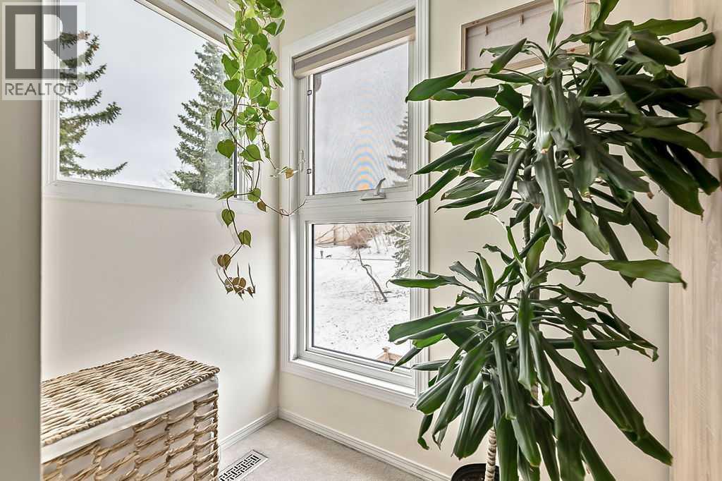 4, 207 Grier Terrace NE, Calgary, Alberta  T2K 5Y7 - Photo 20 - A2292905