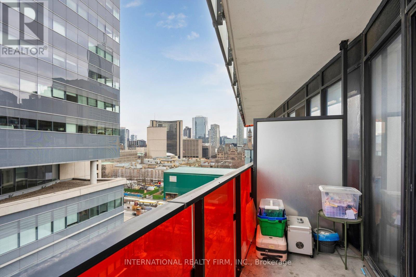 1307 - 215 Queen Estates W, Toronto, Ontario  M5V 0P5 - Photo 15 - C12912584