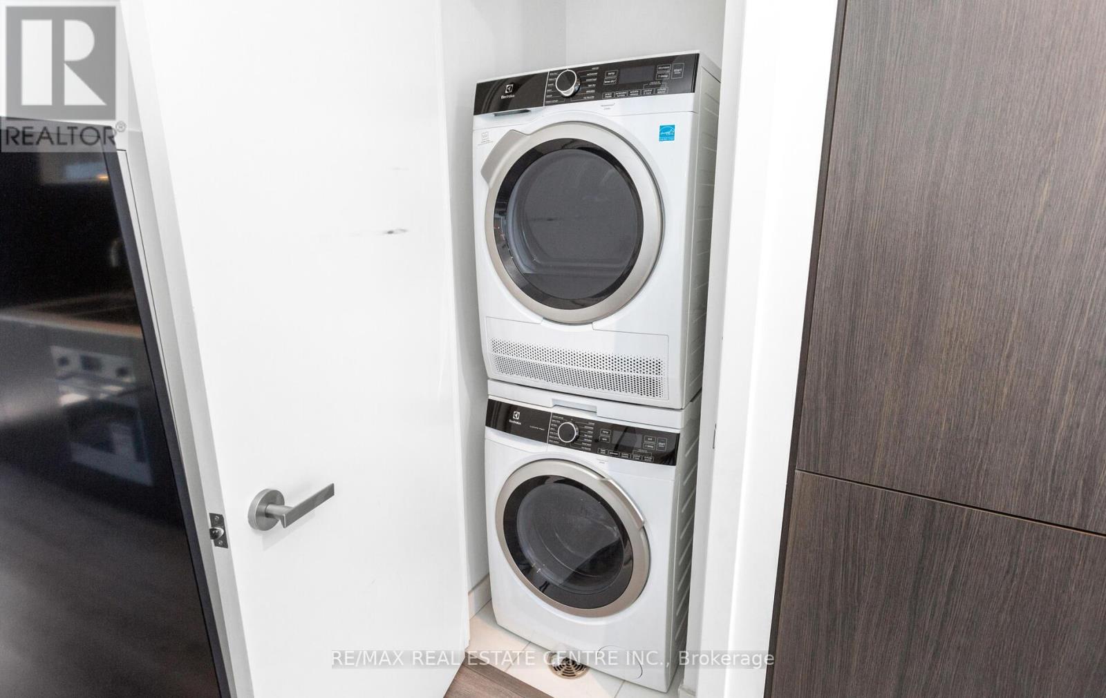 3110 - 138 Downes Street, Toronto, Ontario  M5E 0E4 - Photo 18 - C12912586