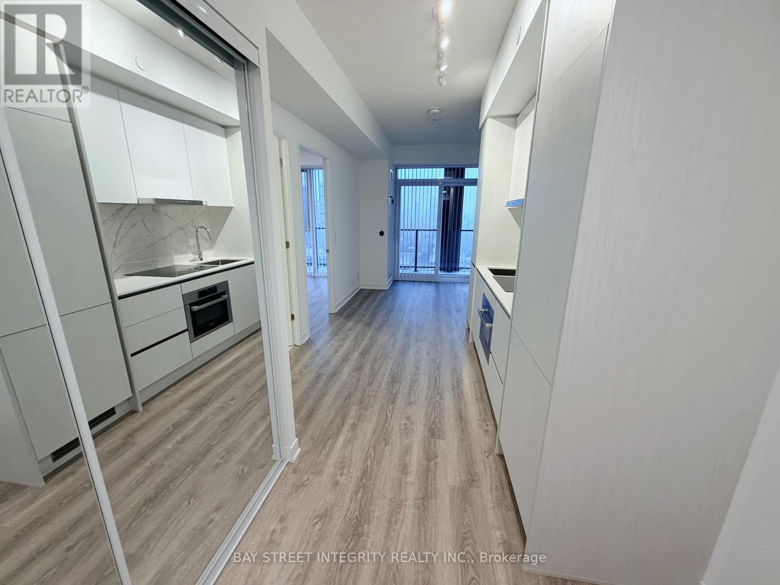 3315 - 180 Front Street E, Toronto, Ontario  M5A 0A9 - Photo 11 - C12912592