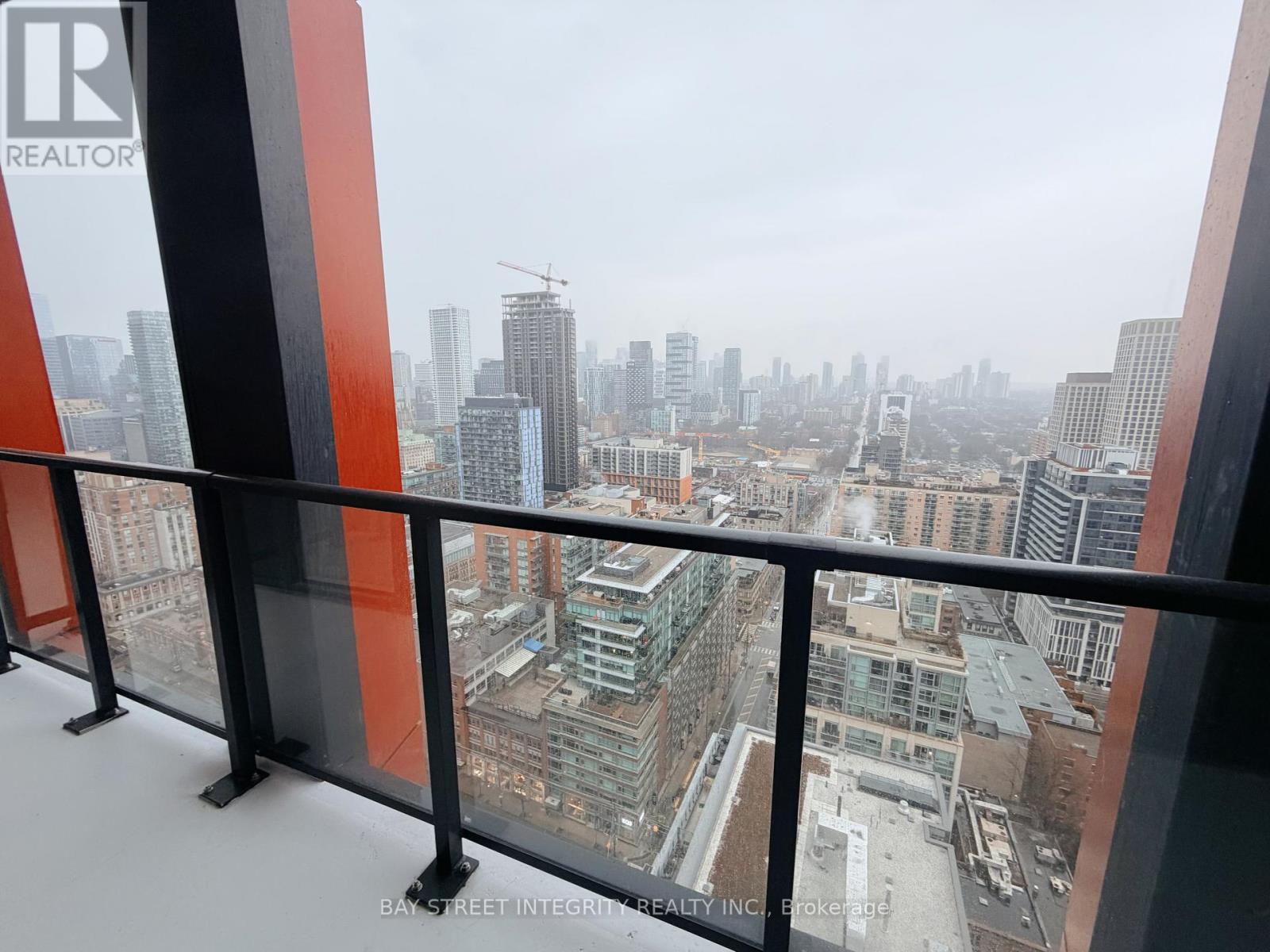 3315 - 180 Front Street E, Toronto, Ontario  M5A 0A9 - Photo 5 - C12912592