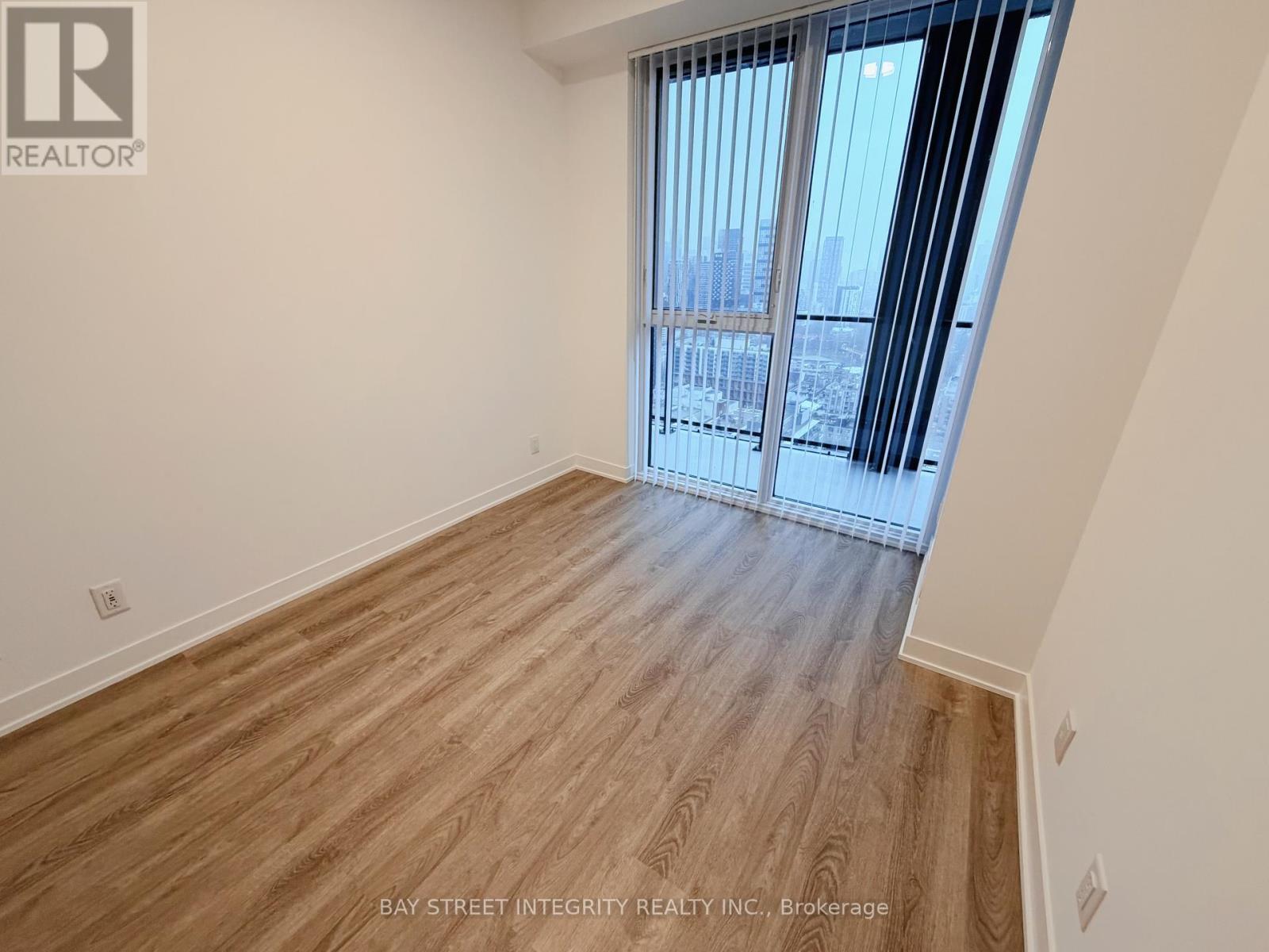 3315 - 180 Front Street E, Toronto, Ontario  M5A 0A9 - Photo 8 - C12912592