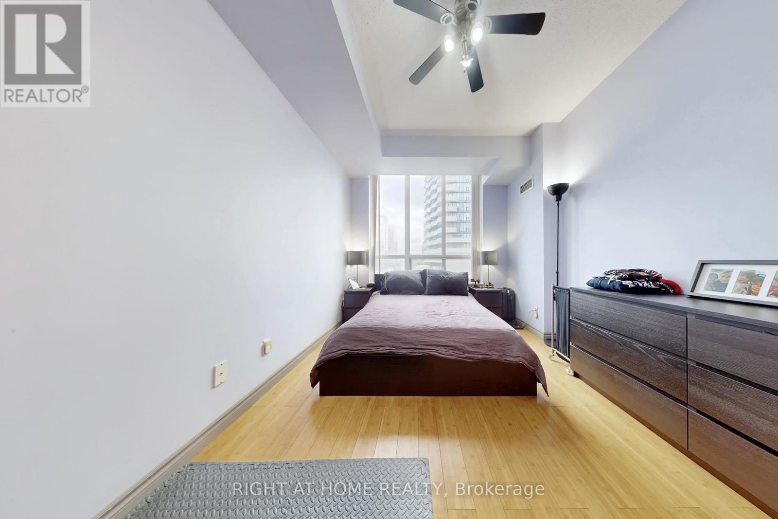 711 - 28 Byng Avenue, Toronto (Willowdale East), Ontario  M2N 7H4 - Photo 19 - C12912610