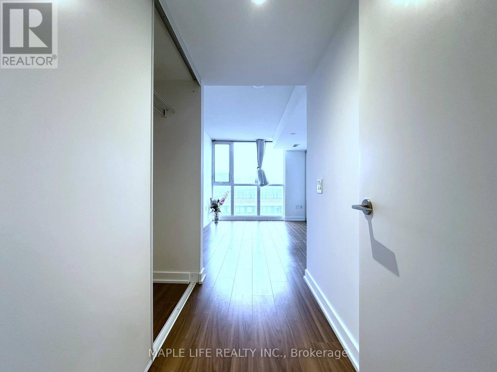 1111 - 85 Queens Wharf Road, Toronto, Ontario  M5V 0J9 - Photo 8 - C12912638