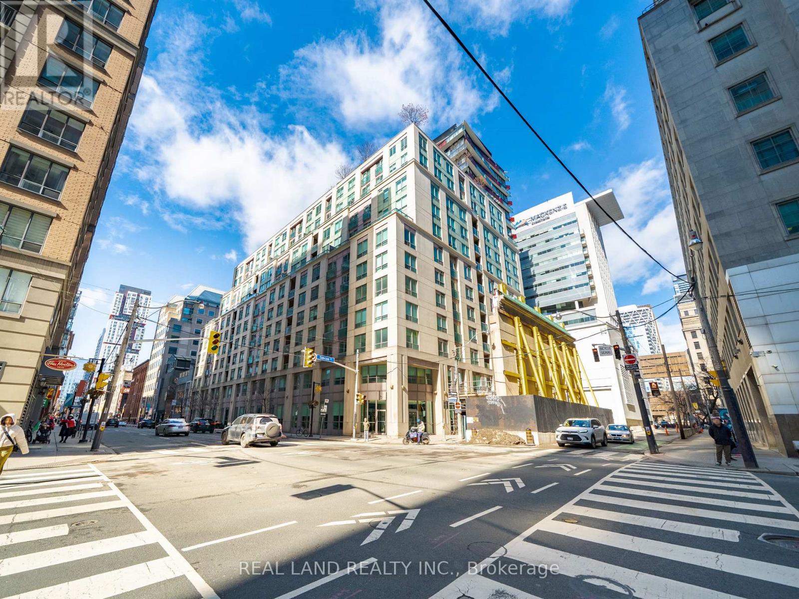 1221 - 168 SIMCOE STREET, Toronto, Ontario