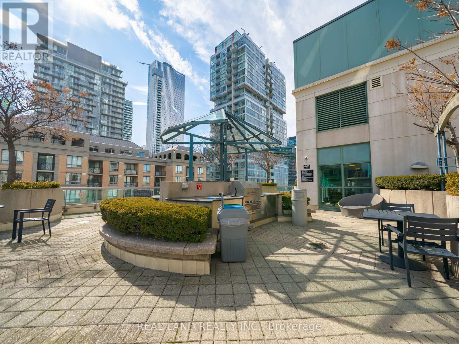 1221 - 168 Simcoe Street, Toronto, Ontario  M5H 4C9 - Photo 16 - C12912640