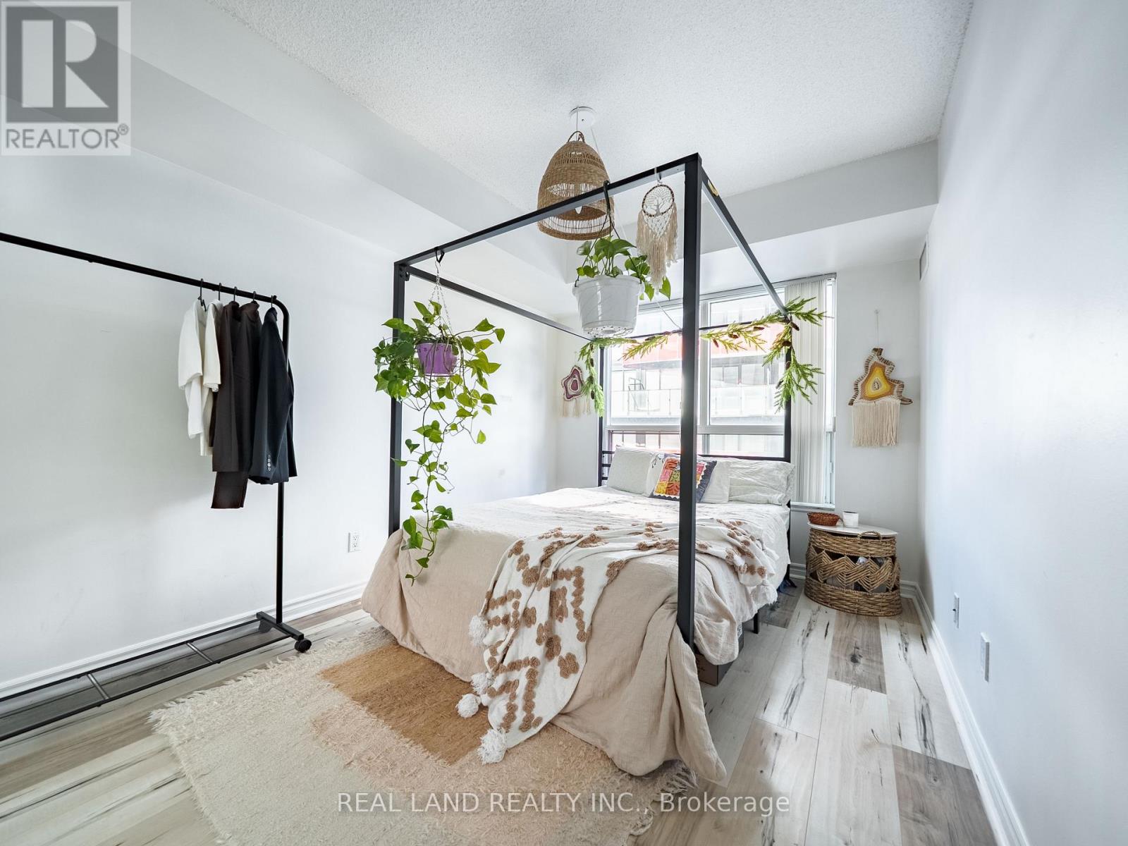 1221 - 168 Simcoe Street, Toronto, Ontario  M5H 4C9 - Photo 9 - C12912640