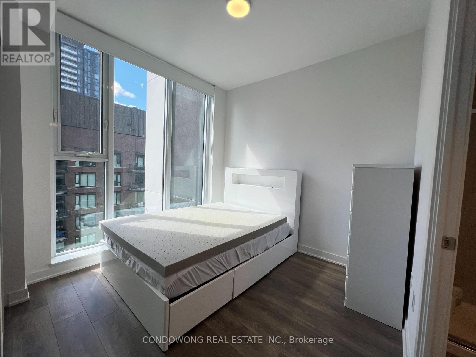 1104 - 130 River Street, Toronto, Ontario  M5A 0R8 - Photo 4 - C12912642