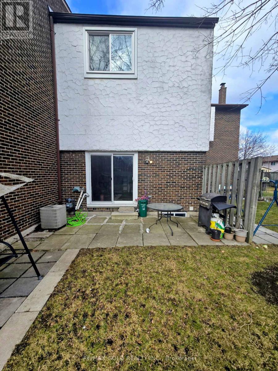 26 - 7707 Darcel Avenue, Mississauga, Ontario  L4T 3W9 - Photo 33 - W12854602