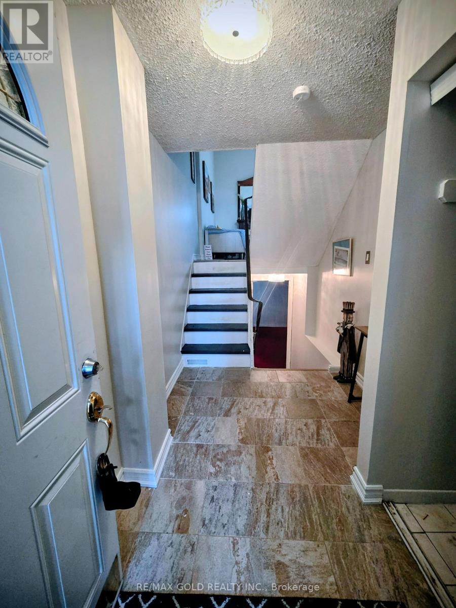 26 - 7707 Darcel Avenue, Mississauga, Ontario  L4T 3W9 - Photo 5 - W12854602