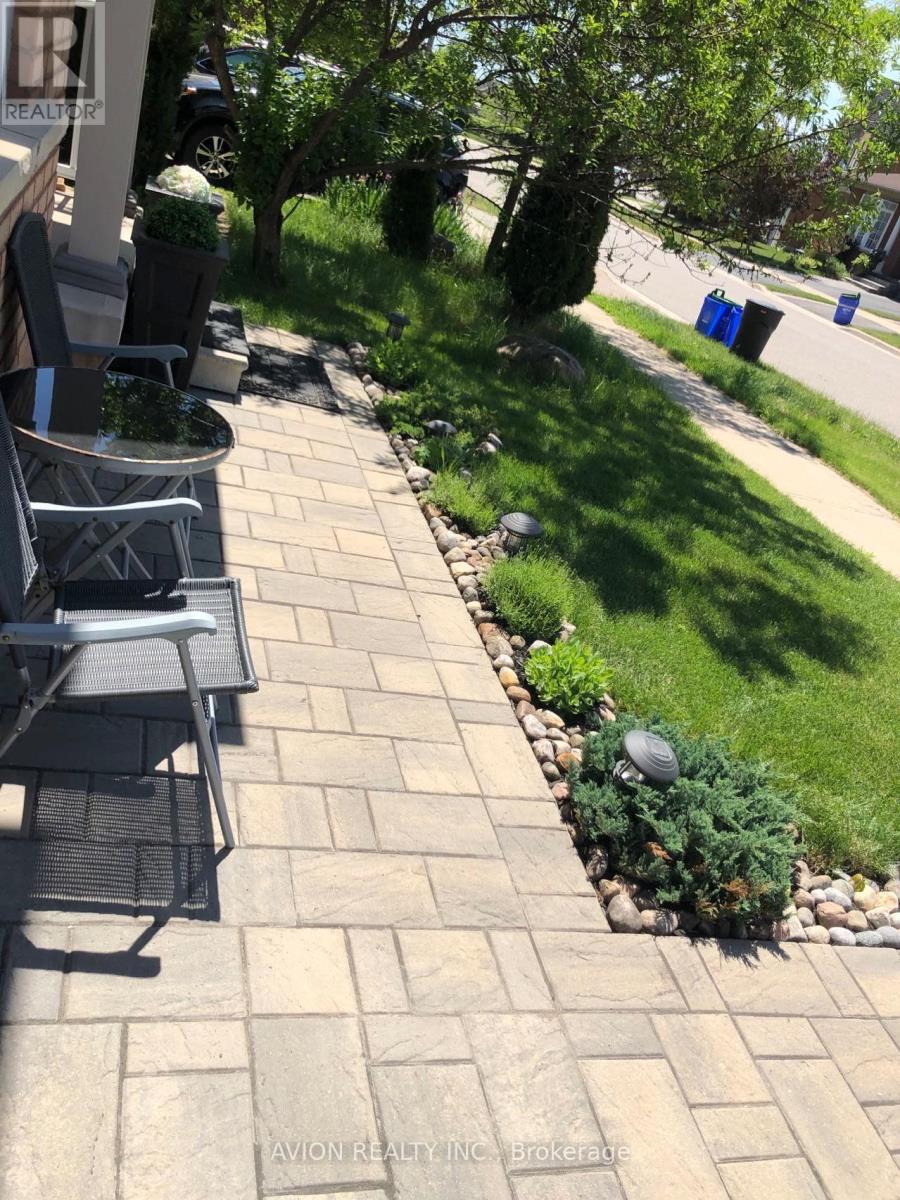 2293 Crestmont Drive, Oakville, Ontario  L6M 5J5 - Photo 19 - W12912590