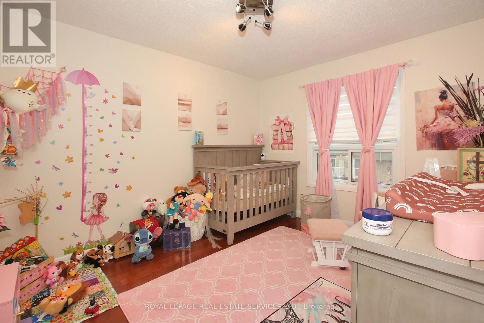 117 - 60 Hanson Road, Mississauga, Ontario  L5B 2P6 - Photo 18 - W12912626