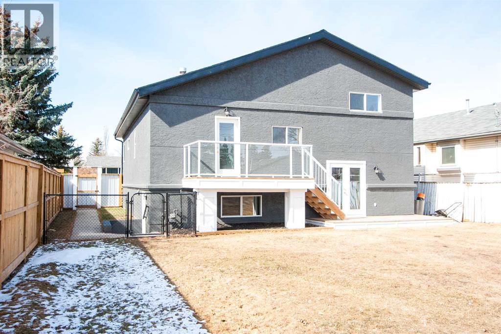 1629 Athabasca Street, Crossfield, Alberta  T0M 0S0 - Photo 3 - A2286589