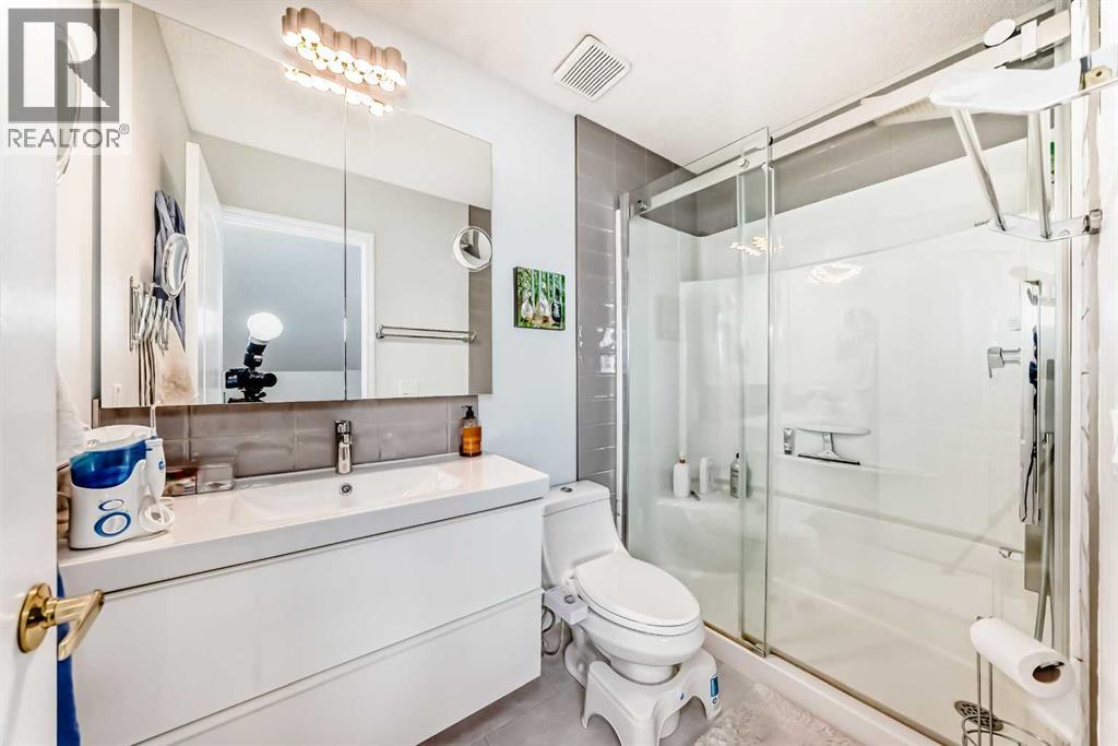 124 Sunlake Gardens Se, Calgary, Alberta  T2x 3g4 - Photo 22 - A2294610